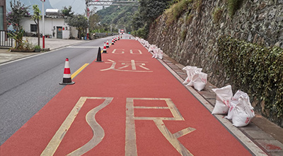 如何进行彩色防滑路面施工？